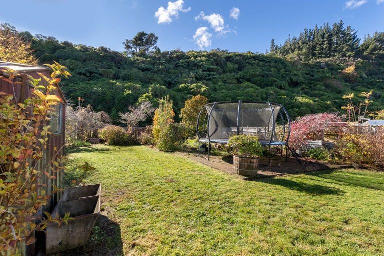 Photo of property in 63 Gillespies Road, Birchville, Upper Hutt, 5018