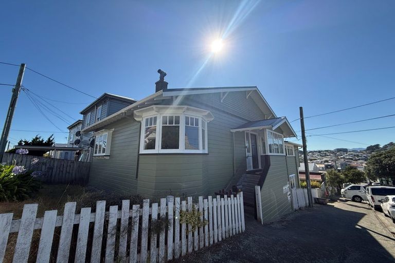 Photo of property in 42 Colombo Street, Newtown, Wellington, 6021