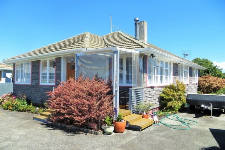 Photo of property in 11 Hartgill Crescent, Dannevirke, 4930