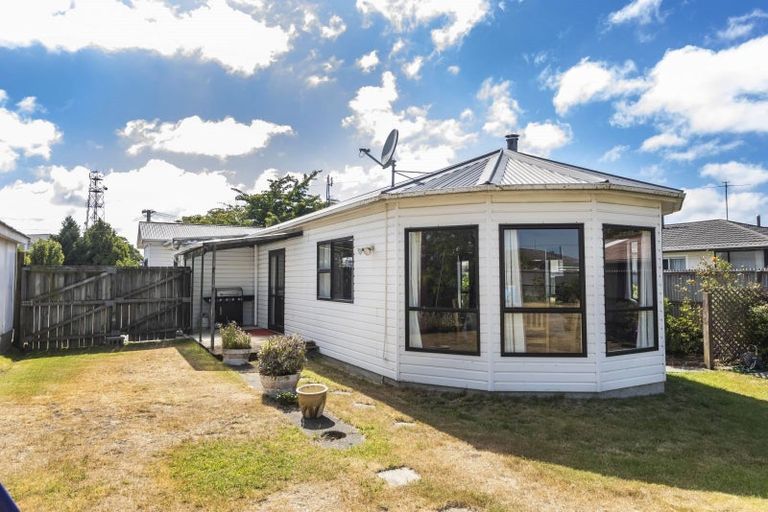Photo of property in 19 Finsbury Street, Islington, Christchurch, 8042