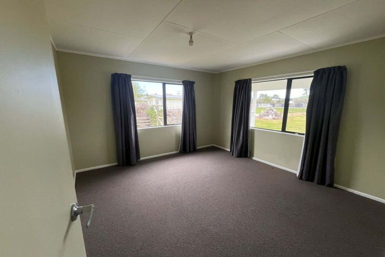 Photo of property in 19 Dundas Street, Porangahau, 4293