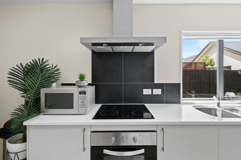 Photo of property in 1/120 Stanmore Road, Linwood, Christchurch, 8011