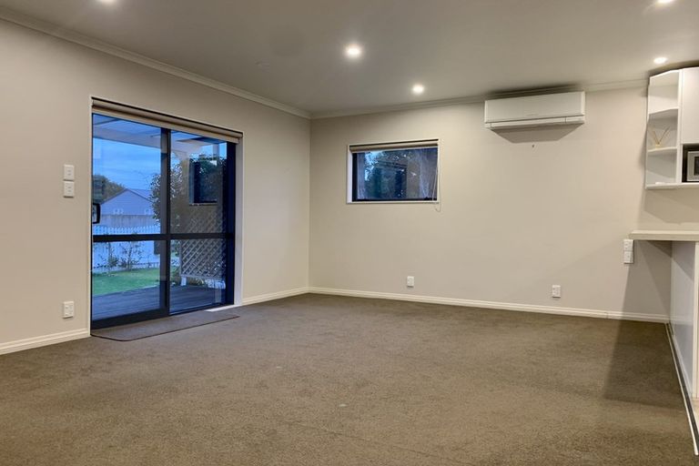 Photo of property in 11 Maude Street, Riverhead, 0820