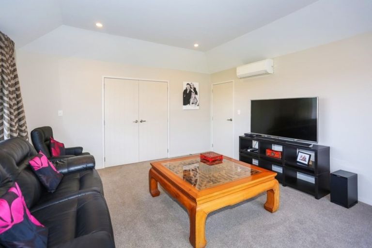 Photo of property in 24 Searle Drive, Patumahoe, Pukekohe, 2679