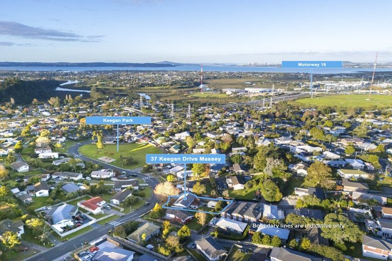 Photo of property in 37 Keegan Drive, Massey, Auckland, 0614