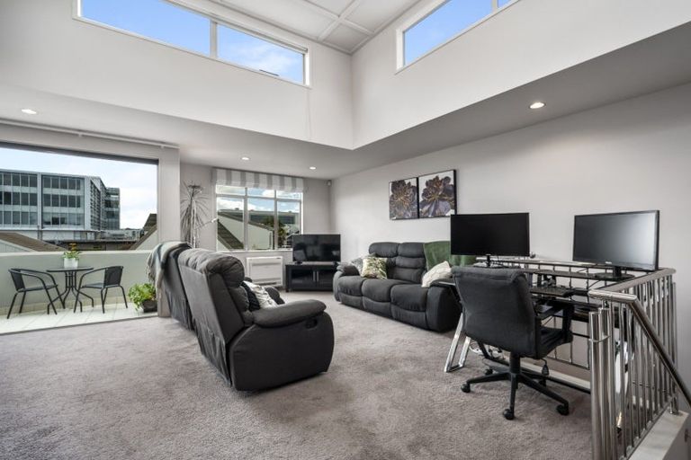 Photo of property in 6/29 Third Avenue, Tauranga, 3110