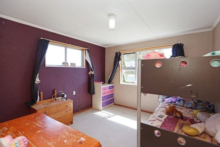 Photo of property in 10 Falcon Street, Newfield, Invercargill, 9812