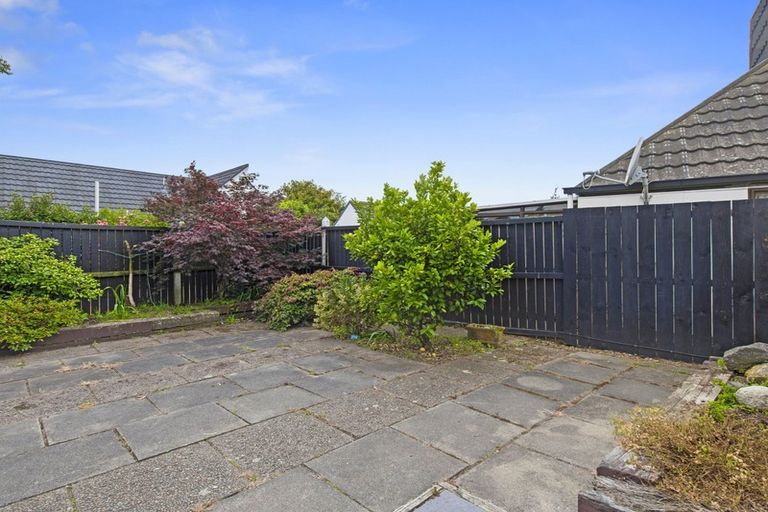 Photo of property in Peerswick Court, 43b Waimairi Road, Upper Riccarton, Christchurch, 8041