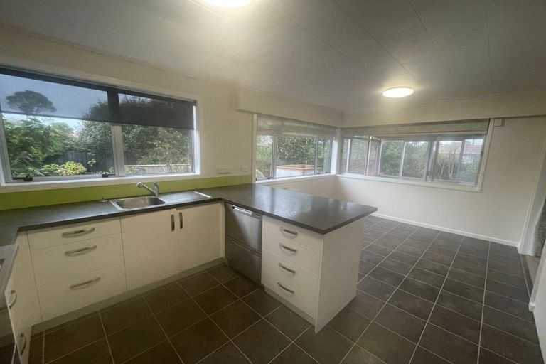 Photo of property in 6 Tybalt Street, Stratford, 4332