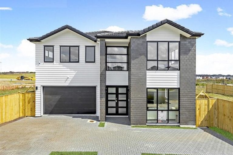 Photo of property in 45 Hikuawa Road, Flat Bush, Auckland, 2019