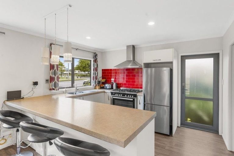 Photo of property in 160 Travis Road, New Brighton, Christchurch, 8083