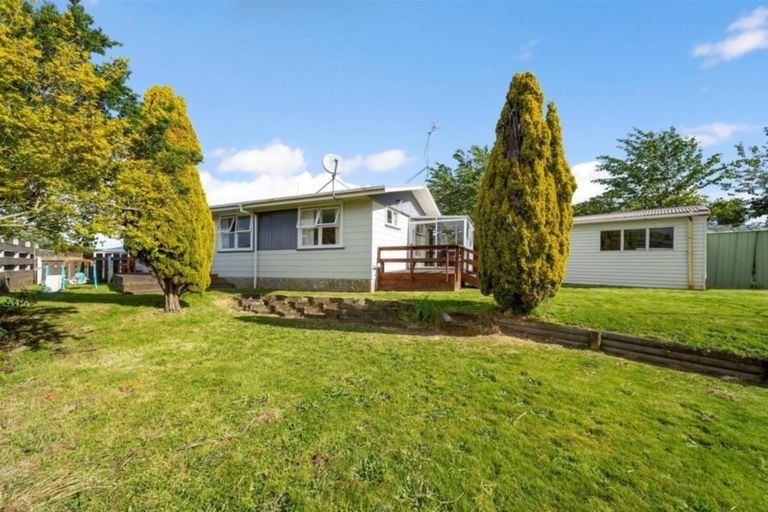 Photo of property in 7 Ngaio Place, Hawera, 4610