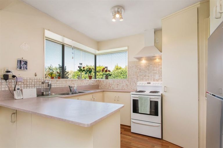 Photo of property in 1/6 Gatonby Place, Avonhead, Christchurch, 8042