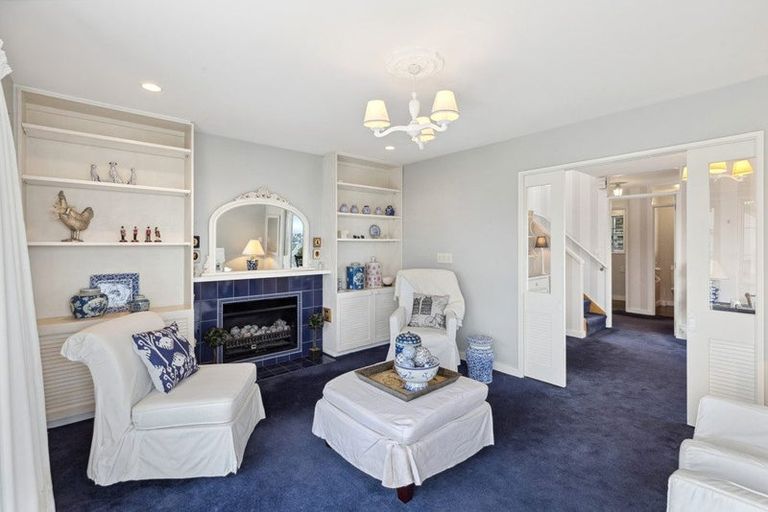 Photo of property in 27 Lookaway Place, Huntsbury, Christchurch, 8022