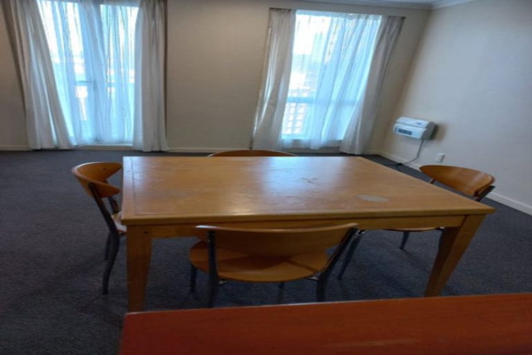 Photo of property in Terrace Heights Apartments, 11c/163 The Terrace, Wellington Central, Wellington, 6011