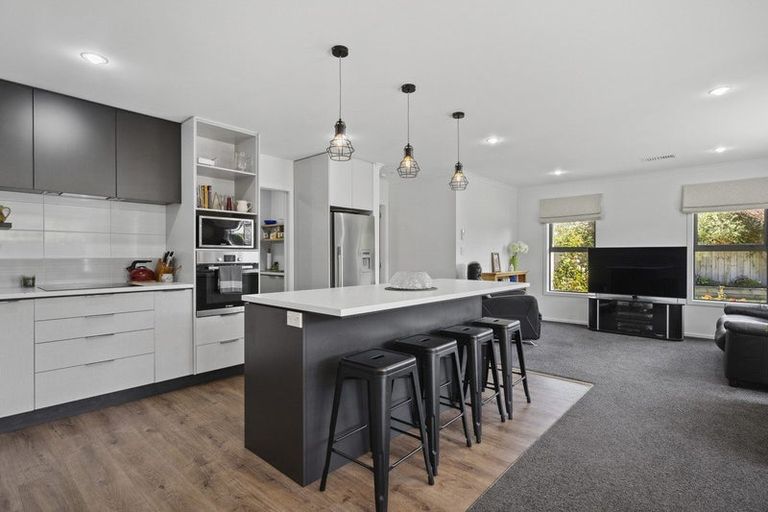 Photo of property in 54 Resolution Drive, Whitby, Porirua, 5024