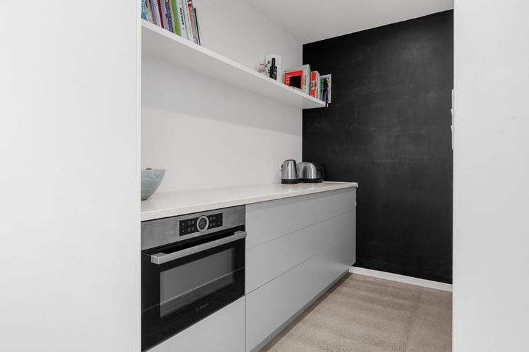 Photo of property in 77 Alan Livingston Drive, Cambridge, 3434