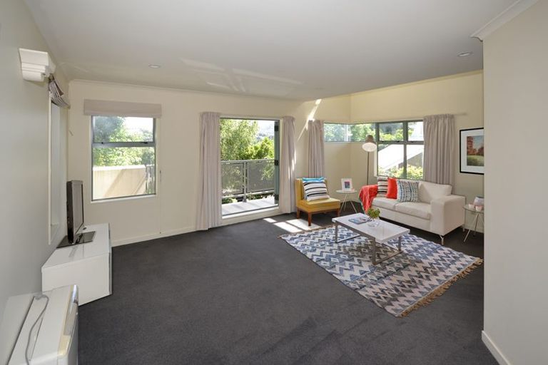 Photo of property in 23u1 Tanera Crescent, Brooklyn, Wellington, 6021