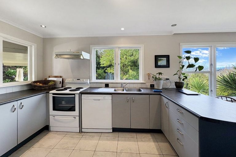 Photo of property in 2 Hillside Terrace, Saint Johns Hill, Whanganui, 4500