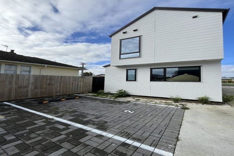 Photo of property in 2/19 Calvert Avenue, Mangere East, Auckland, 2024