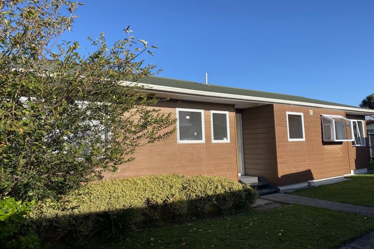 Photo of property in 2/63 Trafalgar Street, Waterloo, Lower Hutt, 5011