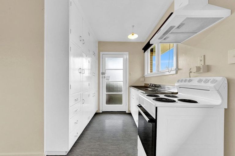 Photo of property in 2/694 Avonside Drive, Avonside, Christchurch, 8061