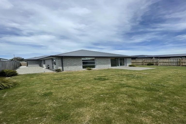 Photo of property in 28 Marliece Street, Rolleston, 7614