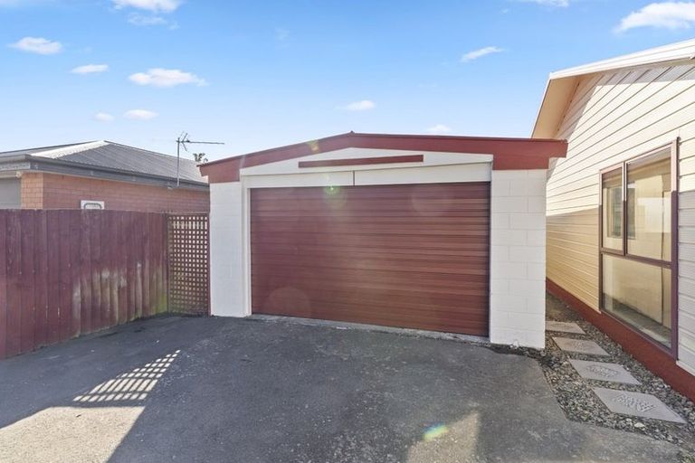 Photo of property in 26 Fenchurch Street, Northcote, Christchurch, 8052