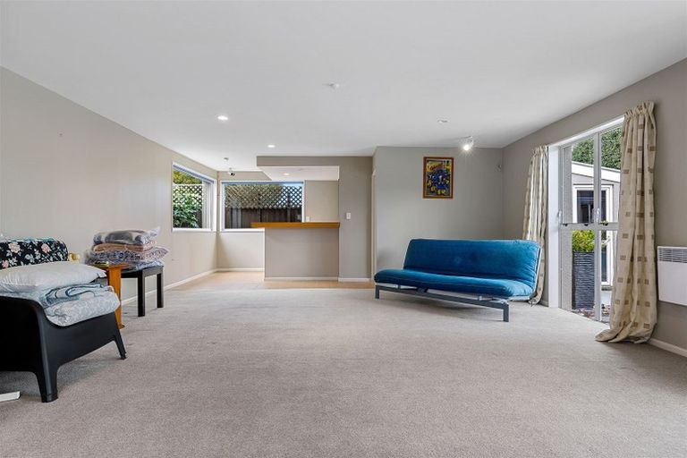 Photo of property in 234 Withells Road, Avonhead, Christchurch, 8042