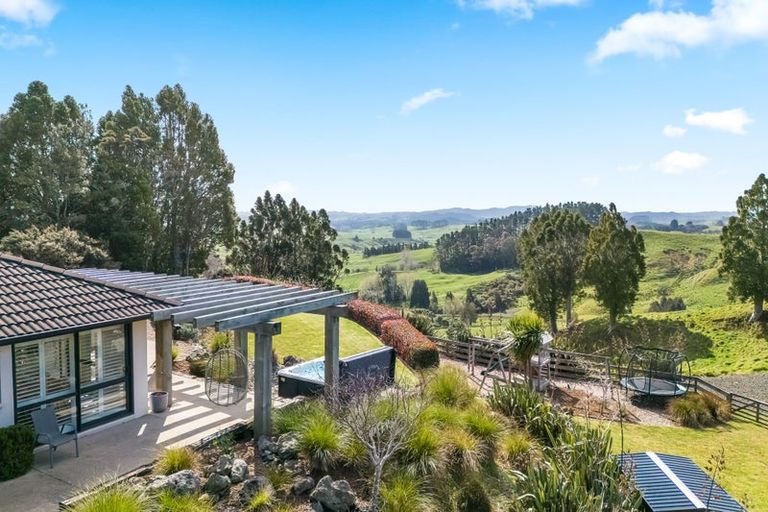 Photo of property in 684 Blackbridge Road, Waitoki, Kaukapakapa, 0871