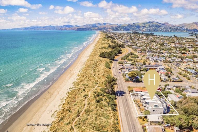 Photo of property in 1/272 Marine Parade, New Brighton, Christchurch, 8061