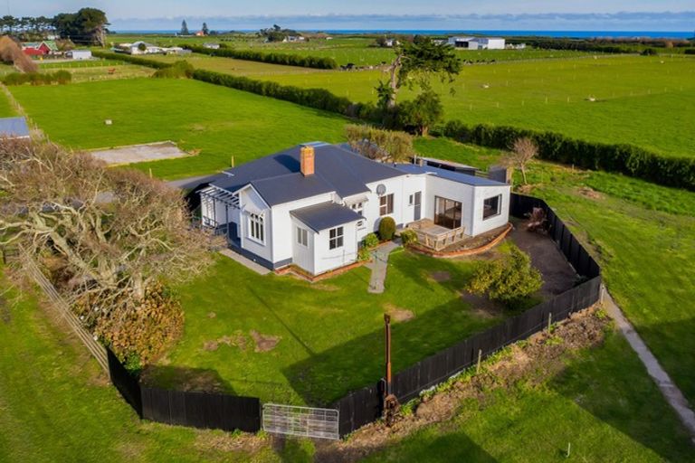 Photo of property in 134 Manawapou Road, Hawera, 4610