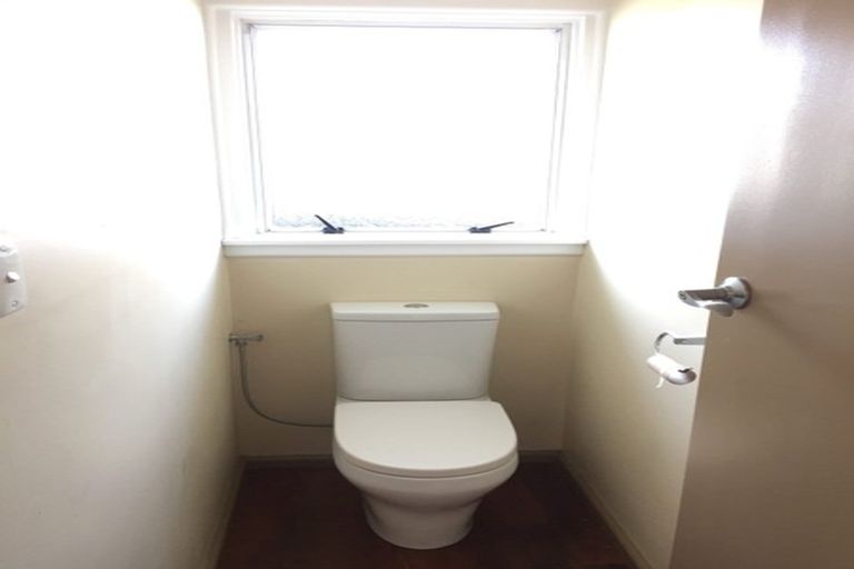 Photo of property in 4 Oriana Crescent, Hornby, Christchurch, 8042