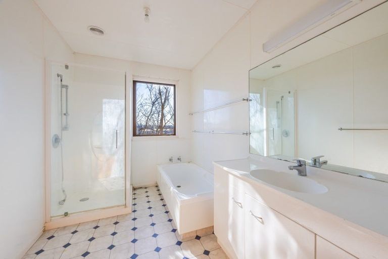 Photo of property in 1 Kitchener Street, Waipukurau, 4200