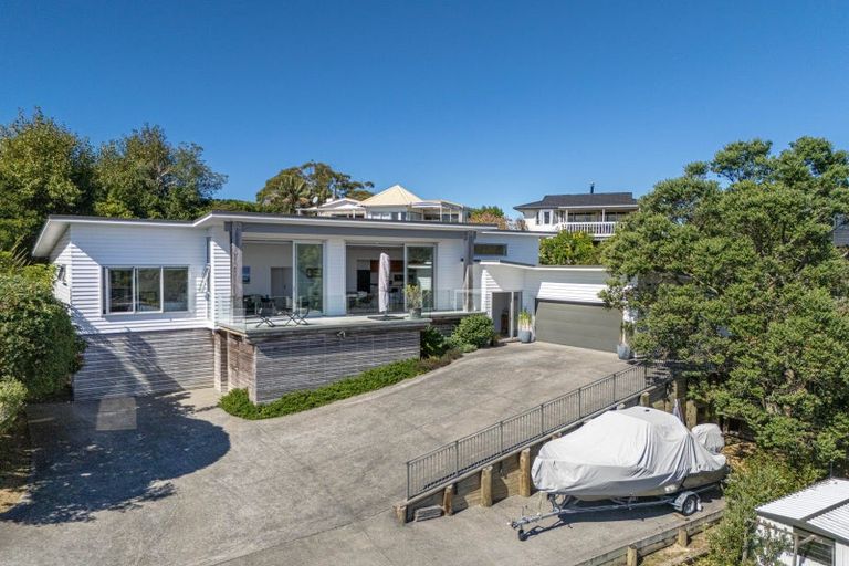 Photo of property in 9 Siesta Terrace, Gulf Harbour, Whangaparaoa, 0930
