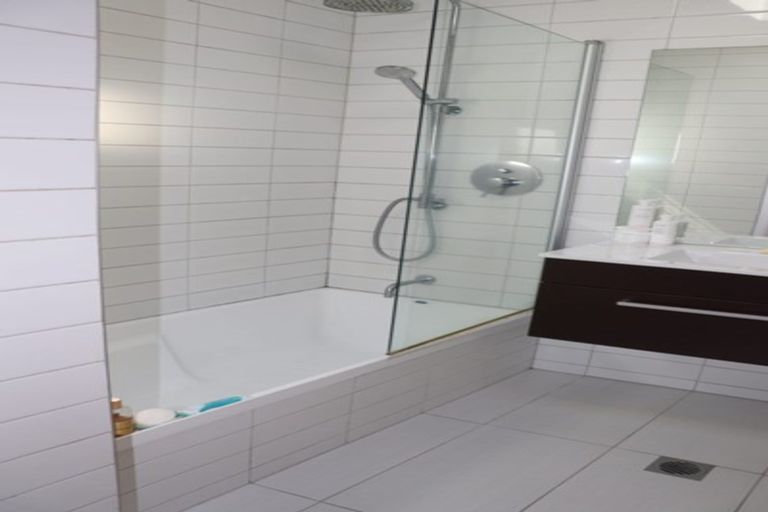 Photo of property in 7/3 Severn Street, Island Bay, Wellington, 6023