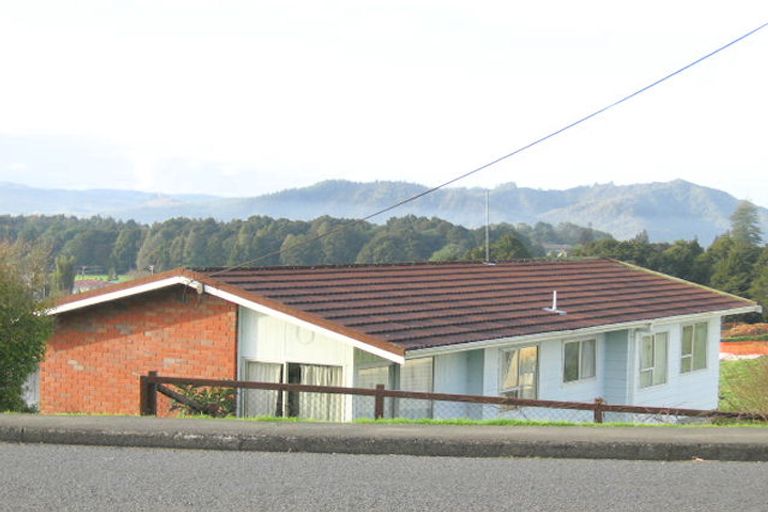 Photo of property in 99 Station Road, Te Kamo, Whangarei, 0112