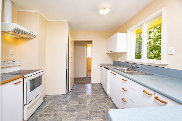 Photo of property in 116 Avonhead Road, Avonhead, Christchurch, 8042