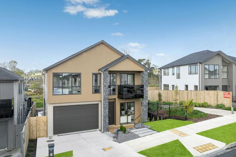 Photo of property in 62 Koromeke Street, Flat Bush, Auckland, 2019