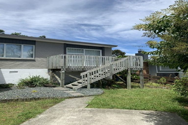 Photo of property in 67 Hogans Road, Glenfield, Auckland, 0629