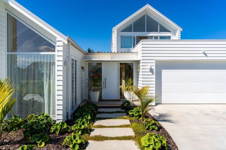 Photo of property in 22 Dune View Drive, Mangawhai, 0505