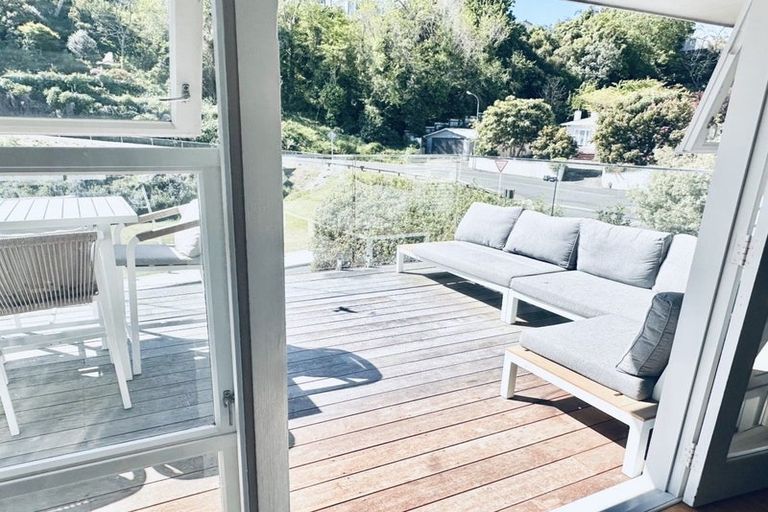 Photo of property in 73 Faraday Street, Hospital Hill, Napier, 4110
