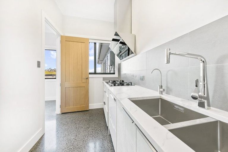 Photo of property in 21 Aileron Rise, Dairy Flat, Albany, 0794