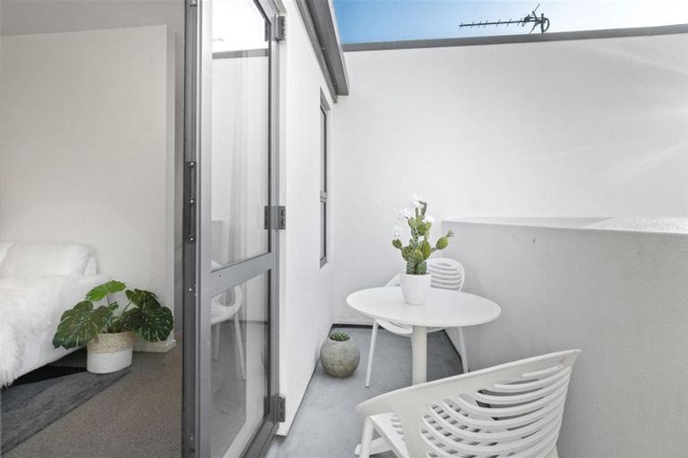 Photo of property in 2/324 Stanmore Road, Richmond, Christchurch, 8013