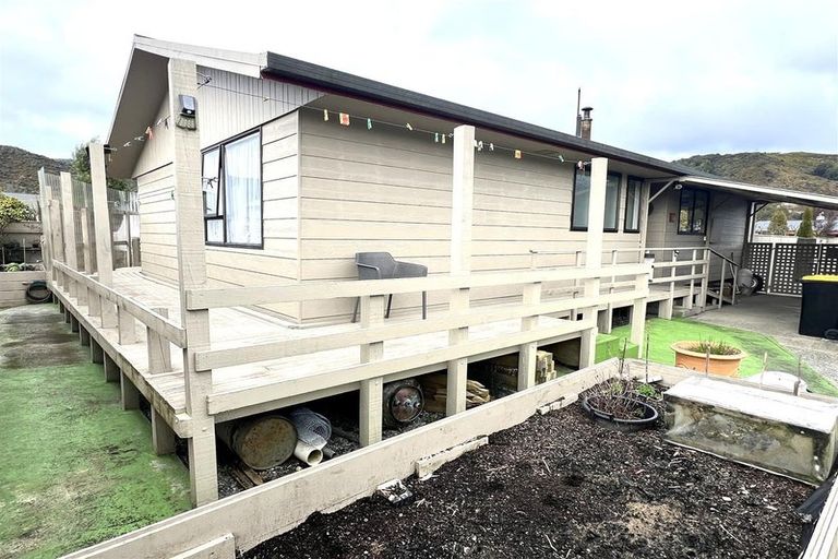 Photo of property in 14 Andersen Street, Reefton, 7830