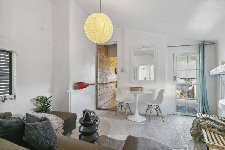 Photo of property in 281 Queens Drive, Windsor, Invercargill, 9810