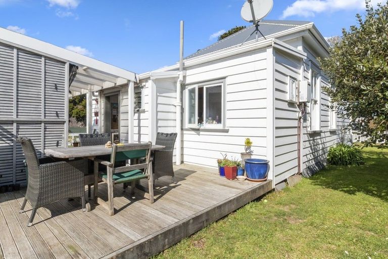 Photo of property in 14 Featon Road, Waihi, 3610