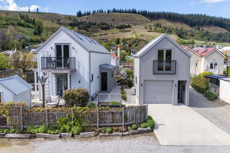 Photo of property in 21 Sunderland Street, Clyde, 9330