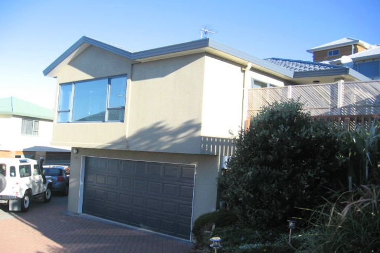 Photo of property in 22a Bathgate Street, Johnsonville, Wellington, 6037