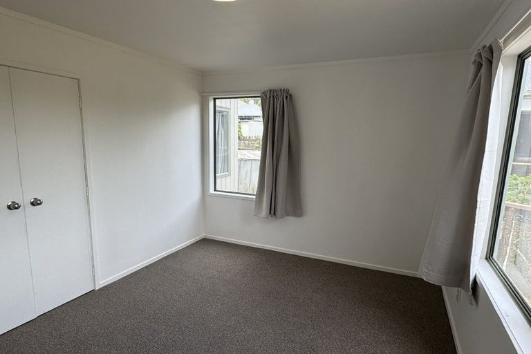 Photo of property in 19 Gilbass Avenue, Hamilton Lake, Hamilton, 3204